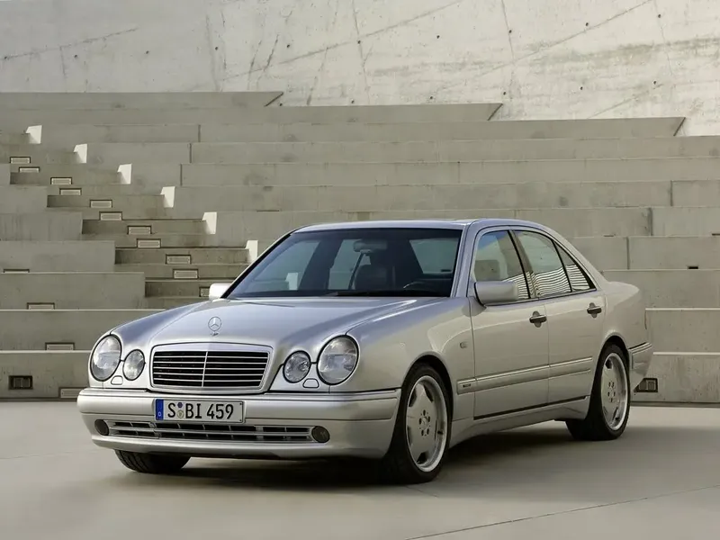 Mercedes-Benz E-Class 1995, седан, 2 поколение, W210 (05.1995 - 06.1999)