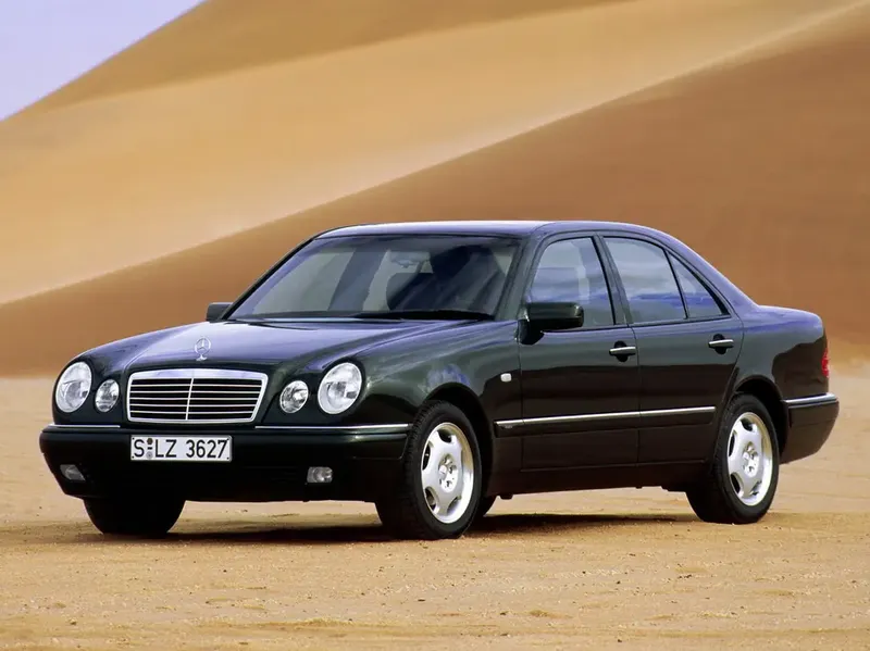 Mercedes-Benz E-Class 1995, седан, 2 поколение, W210 (05.1995 - 07.1999)