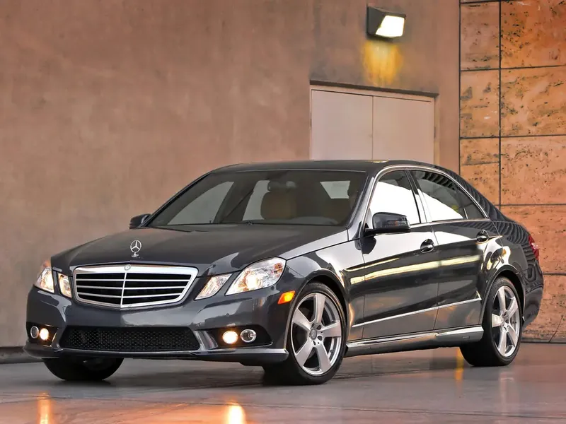 Mercedes-Benz E-Class 2009, седан, 4 поколение, W212 (01.2009 - 03.2013)