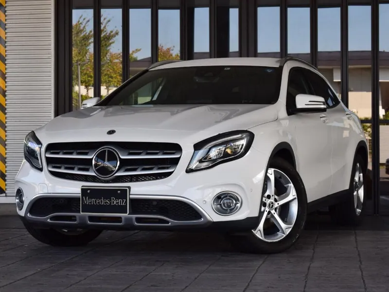 Mercedes-Benz GLA-Class рестайлинг 2017, джип/suv 5 дв., 1 поколение, X156 (04.2017 - 05.2020)