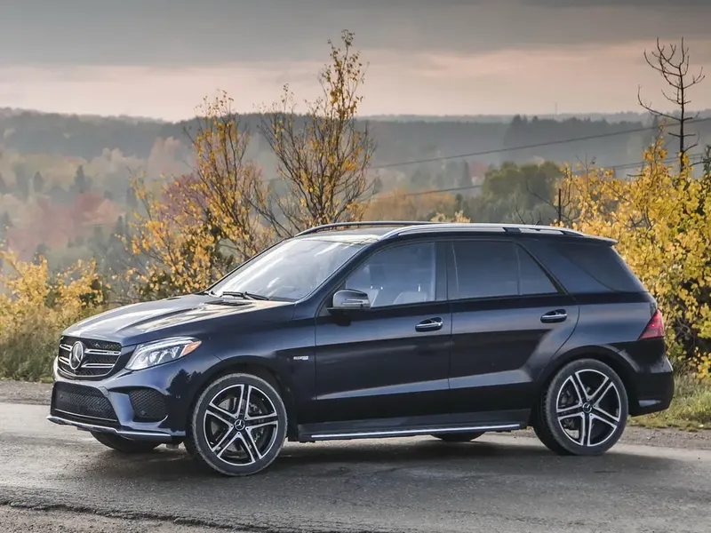 Mercedes-Benz GLE-Class 2015, джип/suv 5 дв., 1 поколение, W166 (03.2015 - 09.2018)