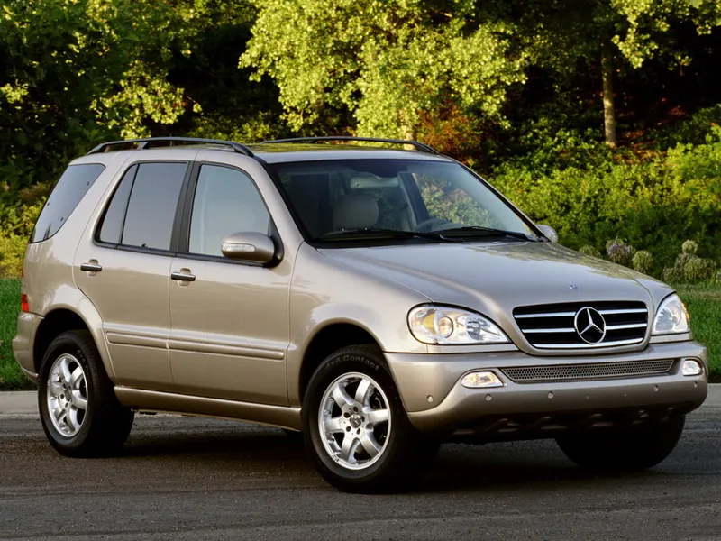 Mercedes-Benz M-Class рестайлинг 2001, джип/suv 5 дв., 1 поколение, W163 (09.2001 - 03.2005)