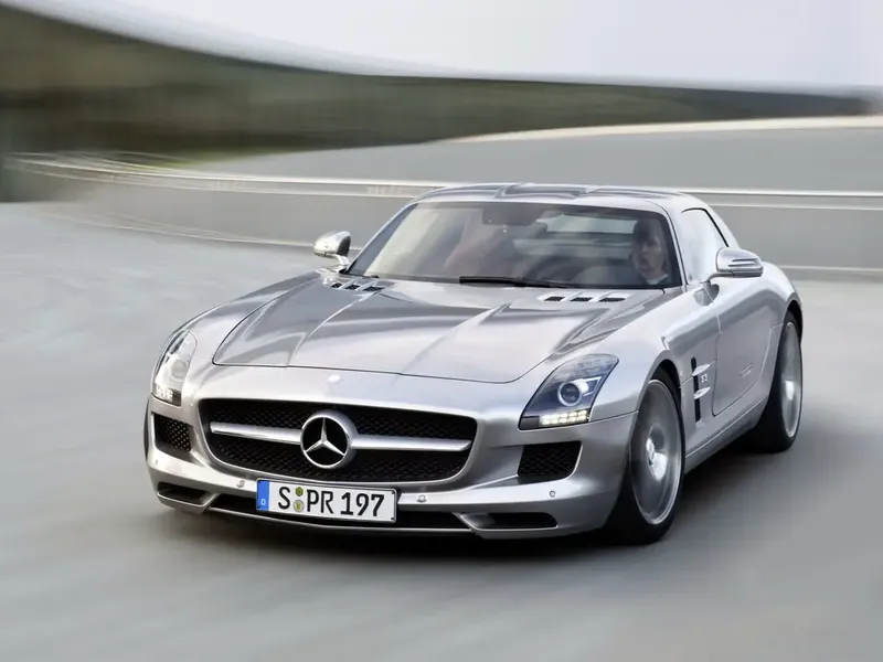 Mercedes-Benz SLS AMG