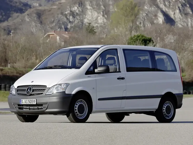 Mercedes-Benz Vito рестайлинг 2010, минивэн, 2 поколение, W639 (03.2010 - 10.2014)