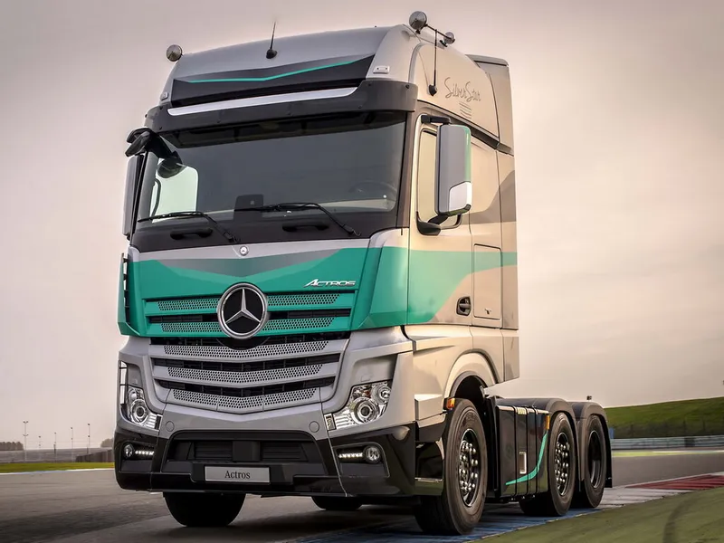 Mercedes-Benz Actros 6x2