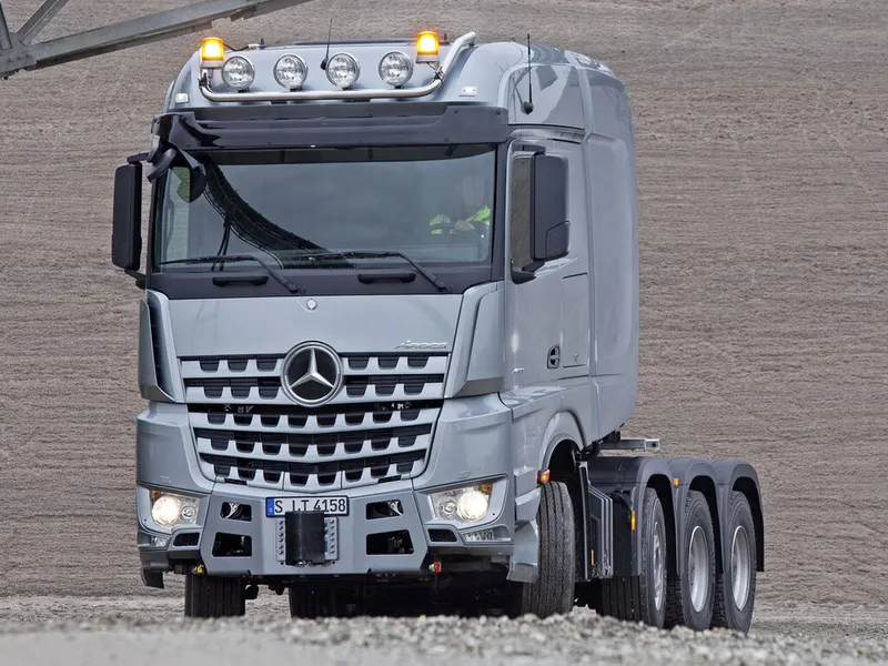 Mercedes-Benz Arocs 8x2
