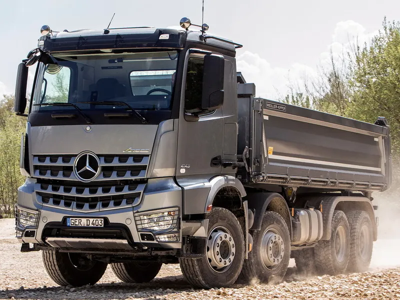 Mercedes-Benz Arocs 8x8