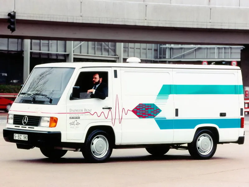 Mercedes-Benz MB100 рестайлинг 1991, цельнометаллический фургон, 1 поколение, W631 (06.1991 - 02.1996)