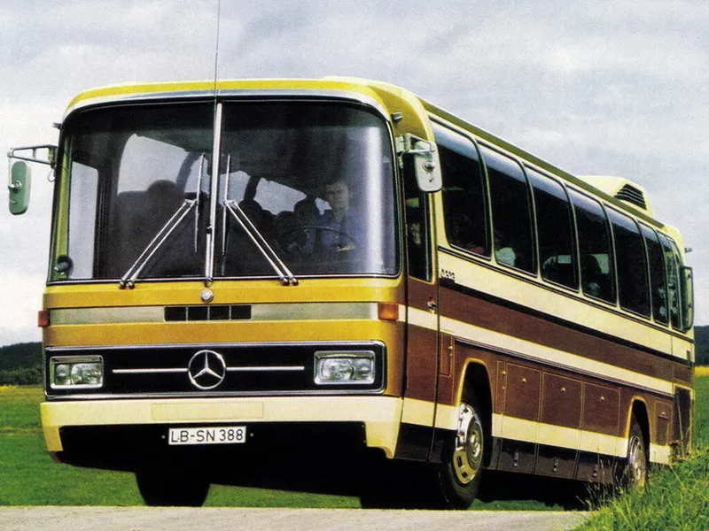 Mercedes-Benz O 303