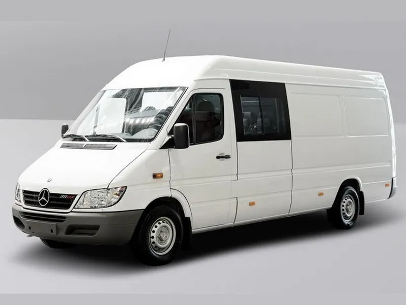 Mercedes-Benz Sprinter Classic 2013, цельнометаллический фургон, 1 поколение, W909 (07.2013 - 07.2018)
