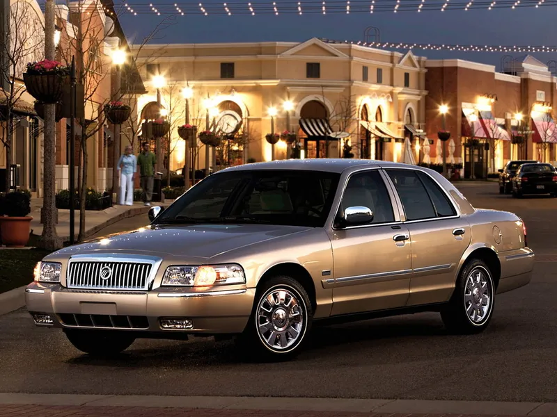 Mercury Grand Marquis рестайлинг 2005, седан, 4 поколение (08.2005 - 07.2011)