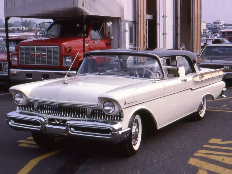 Mercury Monterey 1956, седан, 4 поколение (11.1956 - 10.1957)