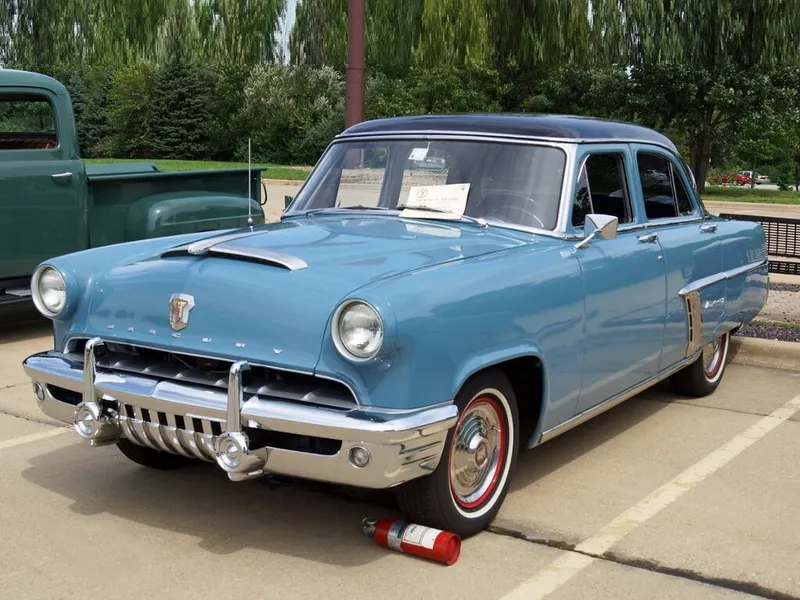 Mercury Monterey 1951, седан, 2 поколение (12.1951 - 12.1952)