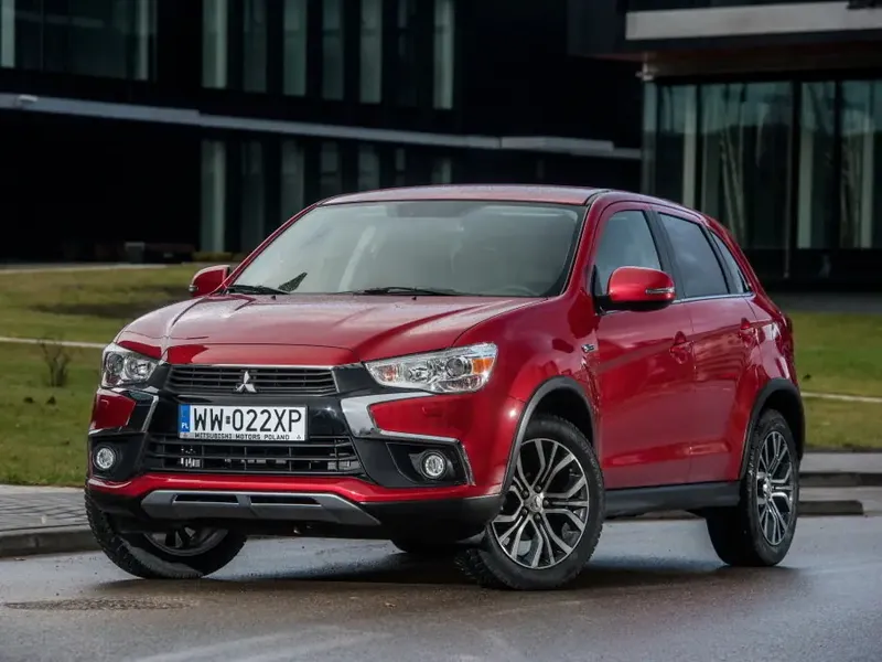 Mitsubishi ASX 2-й рестайлинг 2017, джип/suv 5 дв., 1 поколение (04.2017 - 11.2020)