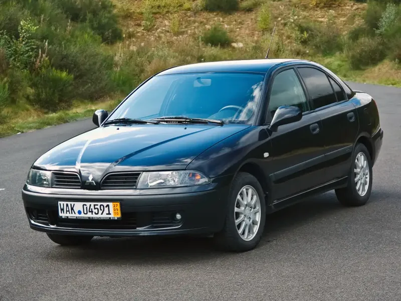 Mitsubishi Carisma рестайлинг 1999, лифтбек, 1 поколение (11.1999 - 10.2004)