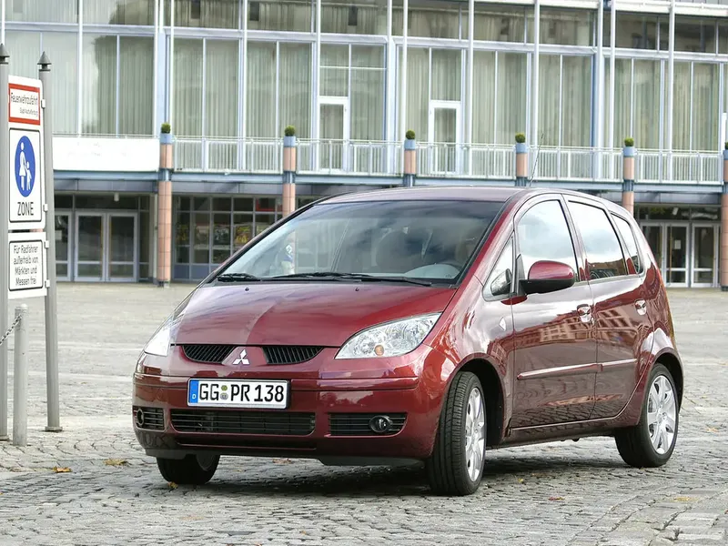 Mitsubishi Colt 2004, хэтчбек 5 дв., 6 поколение, Z30 (01.2004 - 08.2009)
