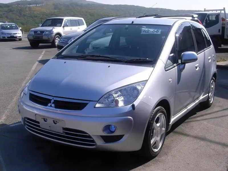 Mitsubishi Colt Plus