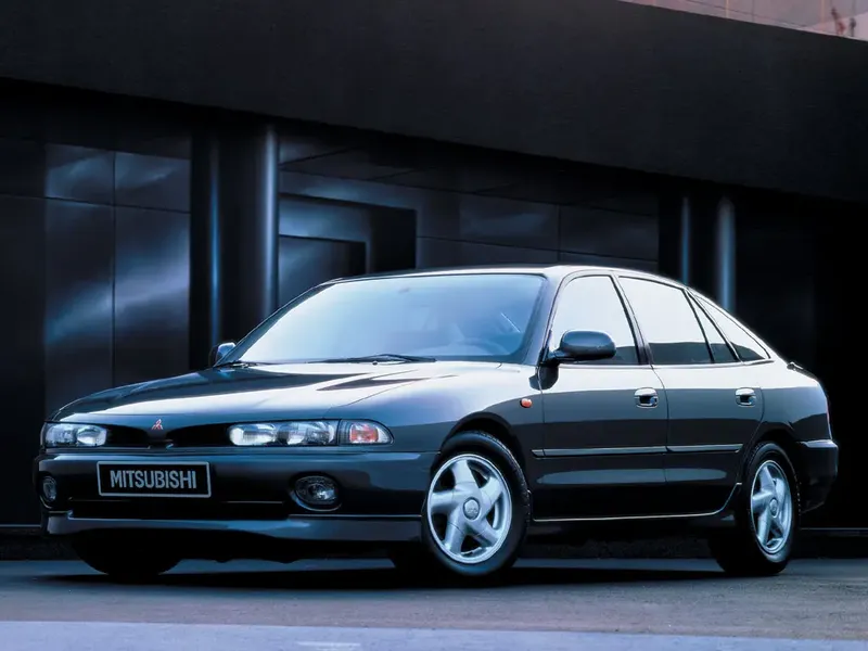 Mitsubishi Galant 1992, лифтбек, 7 поколение (05.1992 - 07.1996)