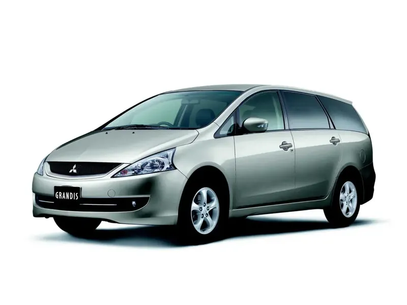 Mitsubishi Grandis рестайлинг 2005, минивэн, 1 поколение (05.2005 - 03.2009)