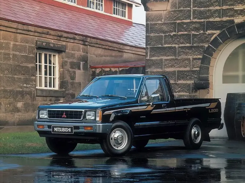 Mitsubishi L200 1986, пикап, 2 поколение, K00/K10/K20/K30 (04.1986 - 01.1996)
