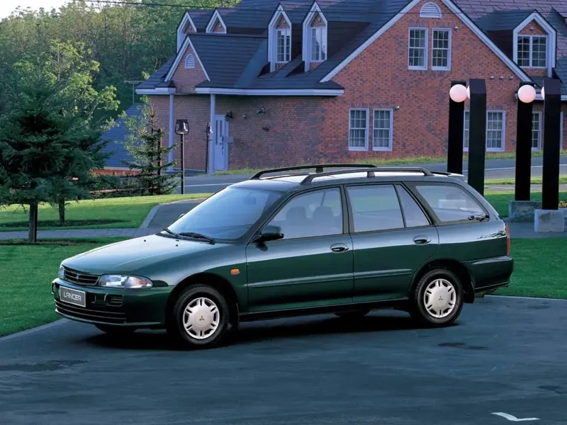 Mitsubishi Lancer рестайлинг 1992, универсал, 7 поколение, CB, CD (09.1992 - 06.2001)