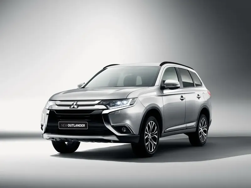 Mitsubishi Outlander 2-й рестайлинг 2015, джип/suv 5 дв., 3 поколение, GF0W, GG0W (06.2015 - 07.2018)