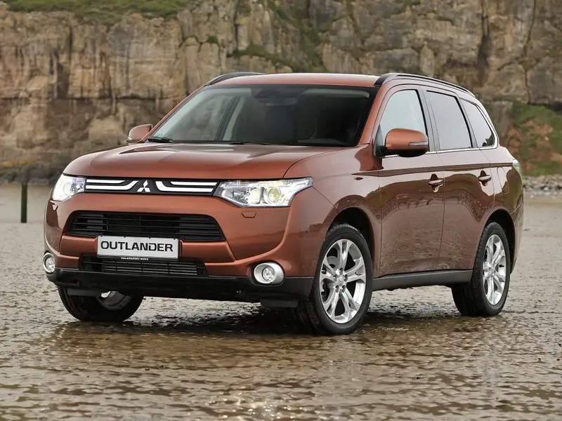 Mitsubishi Outlander 2012, джип/suv 5 дв., 3 поколение, GF0W, GG0W (10.2012 - 04.2014)