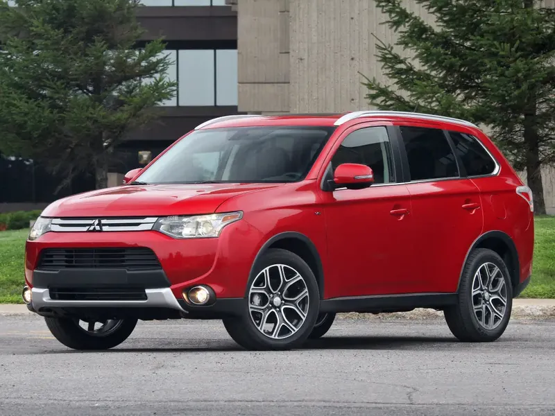 Mitsubishi Outlander рестайлинг 2014, джип/suv 5 дв., 3 поколение, GF0W, GG0W (01.2014 - 05.2015)