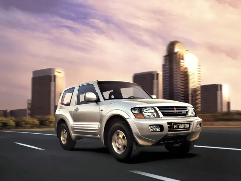 Mitsubishi Pajero 1999, джип/suv 3 дв., 3 поколение, V60 (12.1999 - 06.2003)