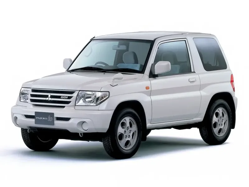 Mitsubishi Pajero iO рестайлинг 2000, джип/suv 3 дв., 1 поколение (06.2000 - 08.2002)