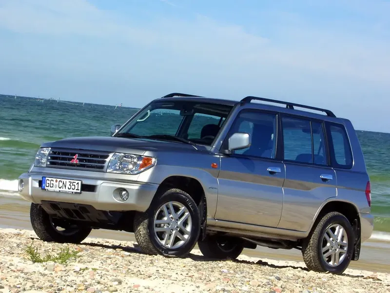 Mitsubishi Pajero Pinin 2000, джип/suv 5 дв., 1 поколение (09.2000 - 08.2005)
