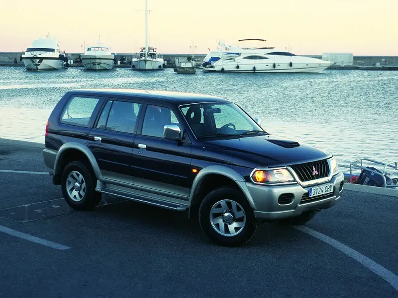 Mitsubishi Pajero Sport 1997, джип/suv 5 дв., 1 поколение (04.1997 - 08.2004)