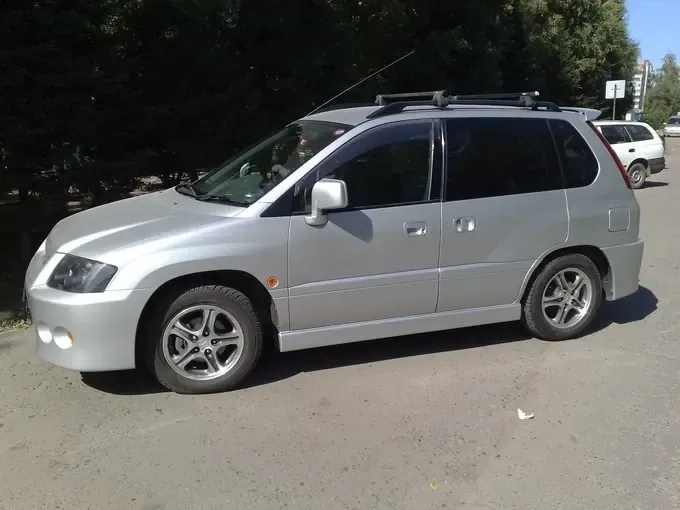 Mitsubishi RVR рестайлинг 1999, минивэн, 2 поколение (10.1999 - 08.2002)