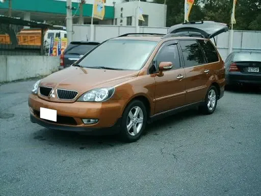 Mitsubishi Savrin 2004, минивэн, 2 поколение (02.2004 - 05.2009)