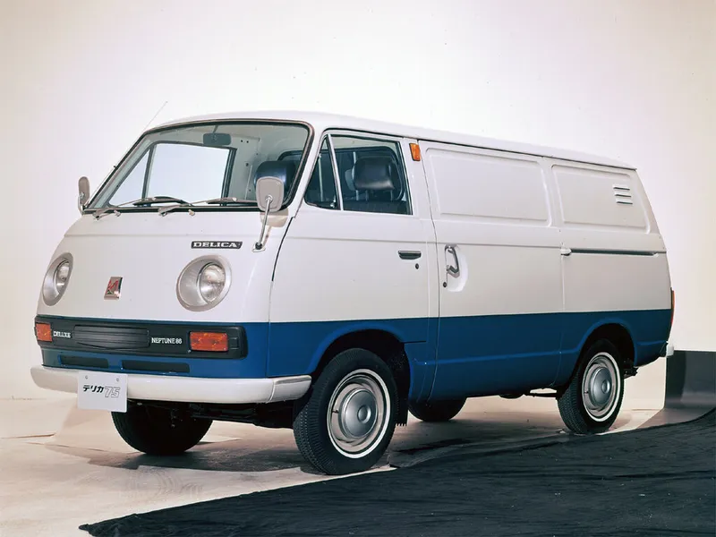 Mitsubishi Delica Van