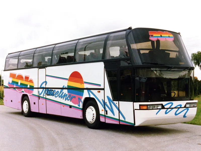 Neoplan Spaceliner 2-й рестайлинг 1992, автобус, 1 поколение (07.1992 - 06.2001)