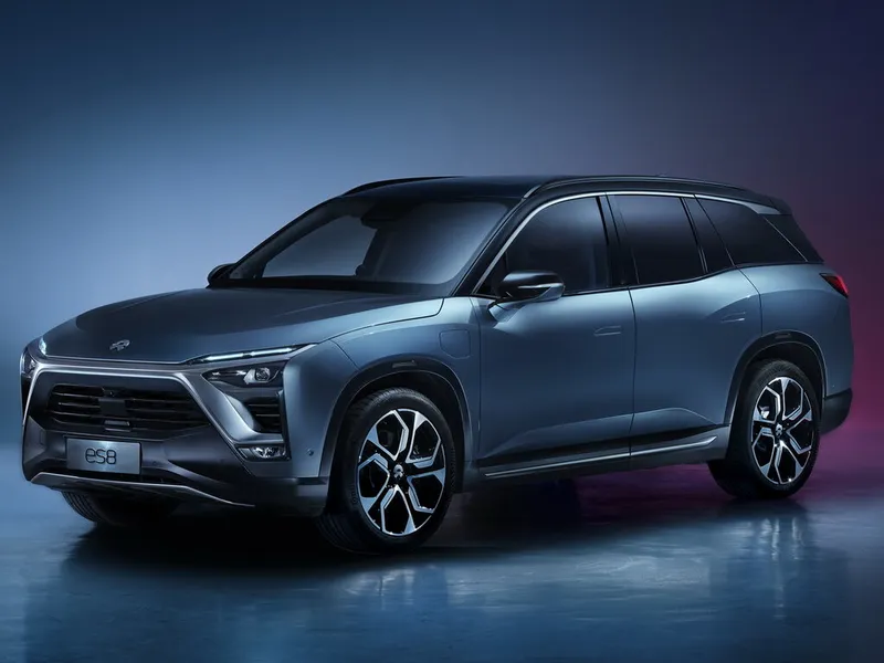 NIO ES8