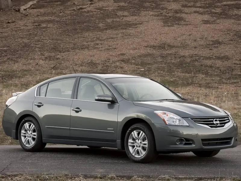 Nissan Altima рестайлинг 2009, седан, 4 поколение, L32 (02.2009 - 04.2012)