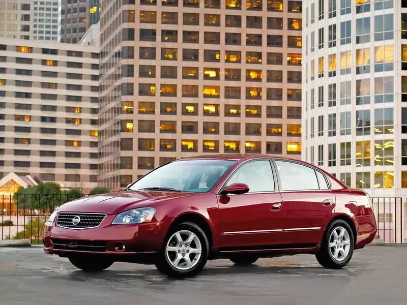 Nissan Altima рестайлинг 2004, седан, 3 поколение, L31 (12.2004 - 09.2006)