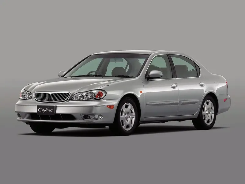 Nissan Cefiro рестайлинг 2001, седан, 3 поколение, A33 (01.2001 - 02.2003)