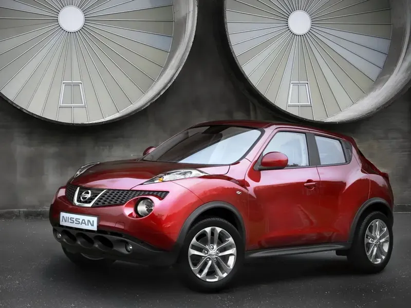 Nissan Juke 2011, джип/suv 5 дв., 1 поколение, YF15 (05.2011 - 10.2014)