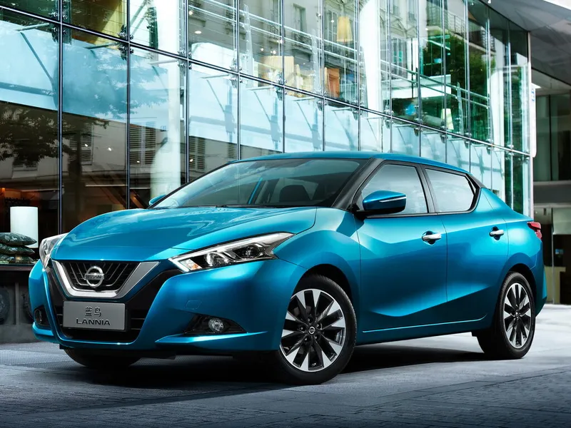 Nissan Lannia