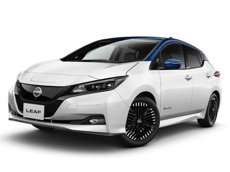 Nissan Leaf рестайлинг 2022, хэтчбек 5 дв., 2 поколение, ZE1 (04.2022 - 09.2025)