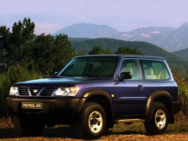 Nissan Patrol 1997, джип/suv 3 дв., 5 поколение, Y61 (12.1997 - 03.2003)
