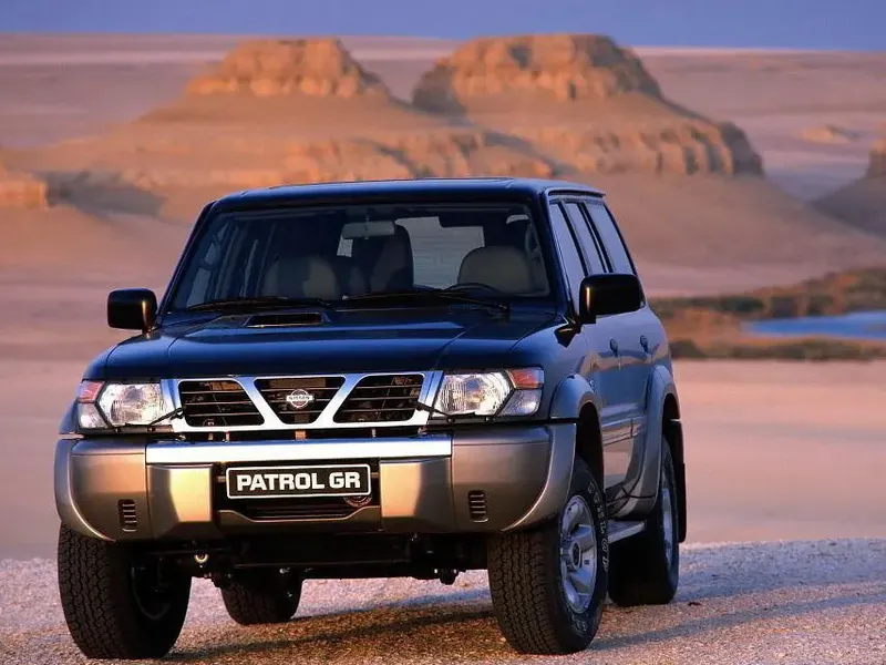 Nissan Patrol 1997, джип/suv 5 дв., 5 поколение, Y61 (12.1997 - 09.2001)