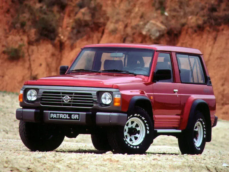 Nissan Patrol 1987, джип/suv 3 дв., 4 поколение, Y60 (10.1987 - 09.1997)