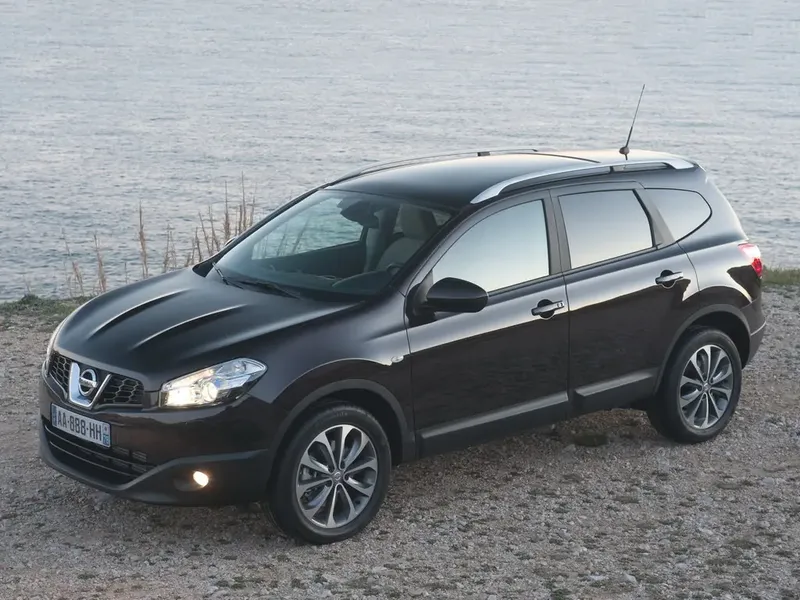 Nissan Qashqai+2 рестайлинг 2010, джип/suv 5 дв., 1 поколение, J10 (04.2010 - 11.2014)