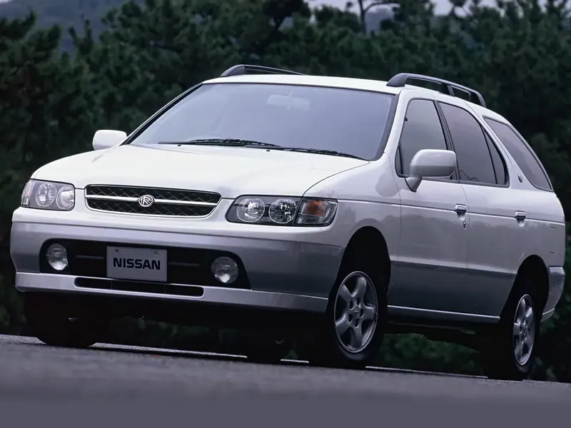 Nissan R'nessa
