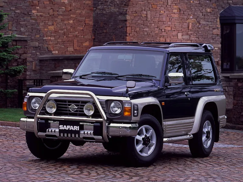 Nissan Safari 2-й рестайлинг 1993, джип/suv 3 дв., 2 поколение, Y60 (08.1993 - 09.1997)