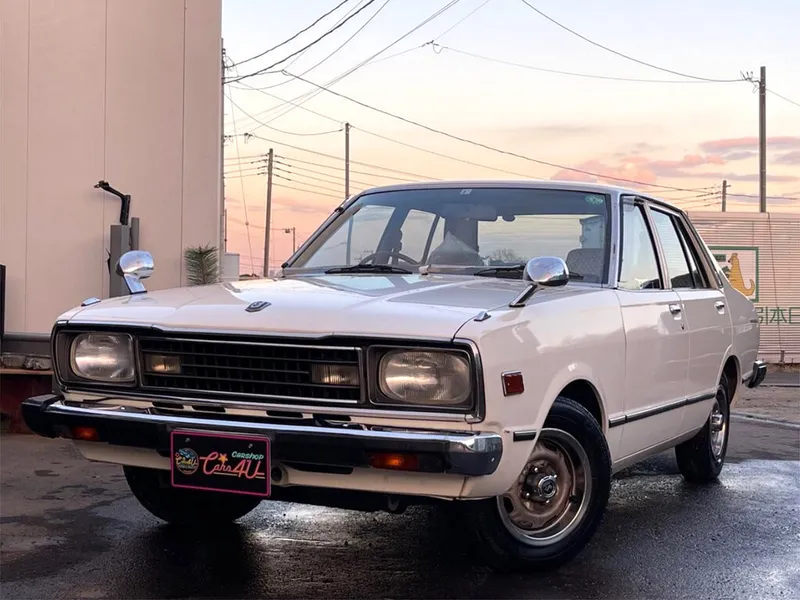 Nissan Stanza